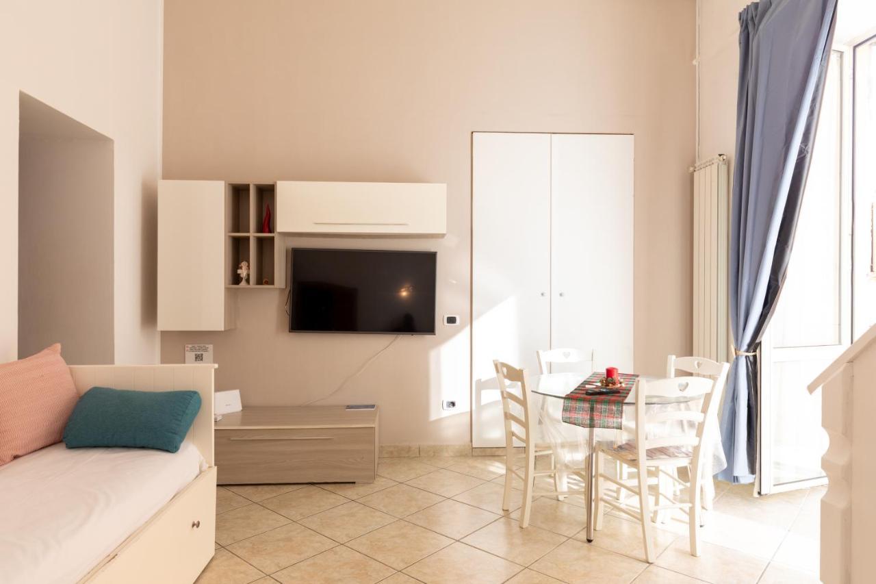Apartment With Sea View With 2 Lifts Above Montesanto! Napoli Dış mekan fotoğraf